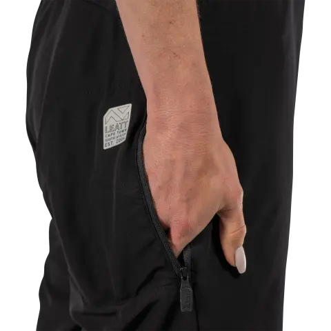 Detailed product image of Leatt, Trail 2.0 Pant Womens (MTB) Mountain Bike, Colors: Black, Cream, Lagoon, Sizes: 2-2, SKU: 5025107565