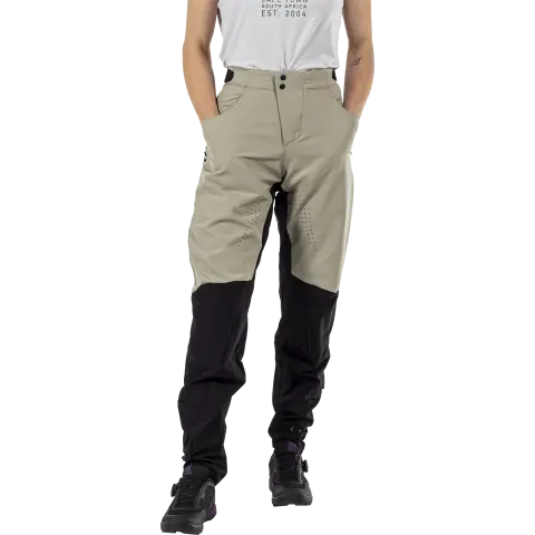 Image showing Leatt, Trail 2.0 Pant Womens (MTB) Mountain Bike in Black, Colors: Black, Cream, Lagoon, Sizes: 2-2, SKU: 5025107565