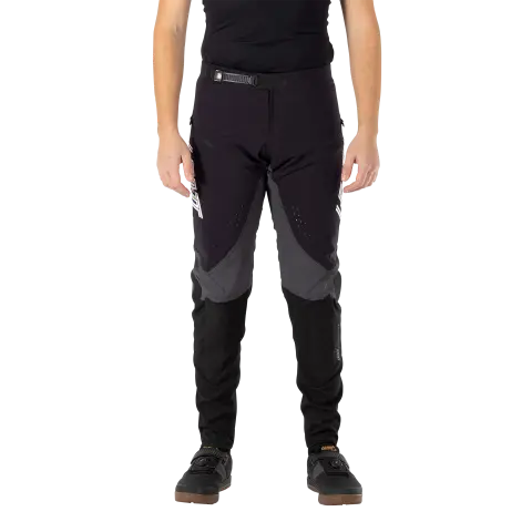 Detailed product image of Leatt, Gravity 5.0 Pant (MTB) Mountain Bike in Mojito, Colors: Black, Mojito, White, Sizes: 2-3, SKU: 5025010605