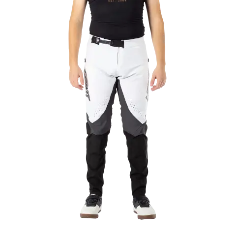 Product photo showing Leatt, Gravity 5.0 Pant (MTB) Mountain Bike in Black, Colors: Black, Mojito, White, Sizes: 2-3, SKU: 5025010605