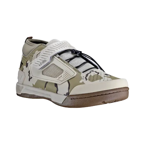 Studio product image of Leatt, Shoe Clip 4.0 in Black, Colors: Black, Desert, Sizes: 6-105, SKU: 3024300864