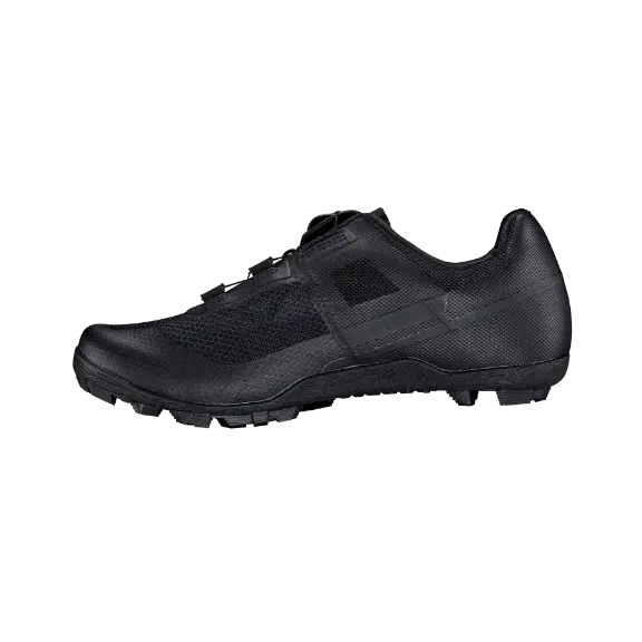 Product photo showing Leatt, ProClip Endurance 6.0 Shoe in Black, Colors: Black, White, Sizes: 6-115, SKU: 3025106204