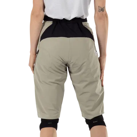 Product image of Leatt, Trail 2.0 Shorts Womens (MTB) Mountain Bike in Black, Colors: Black, Cream, Lagoon, Sizes: 2-2, SKU: 5025107625
