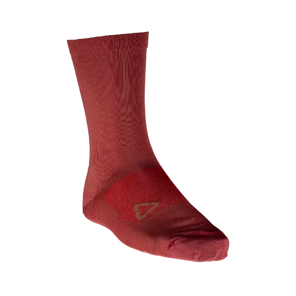 Product photo showing Leatt, Endurance Socks (MTB) Mountain Bike in White, Colors: 3 Pack (Black/White/Lava), Black, Lava, White, Sizes: L/XL, S/M, SKU: 5025202140
