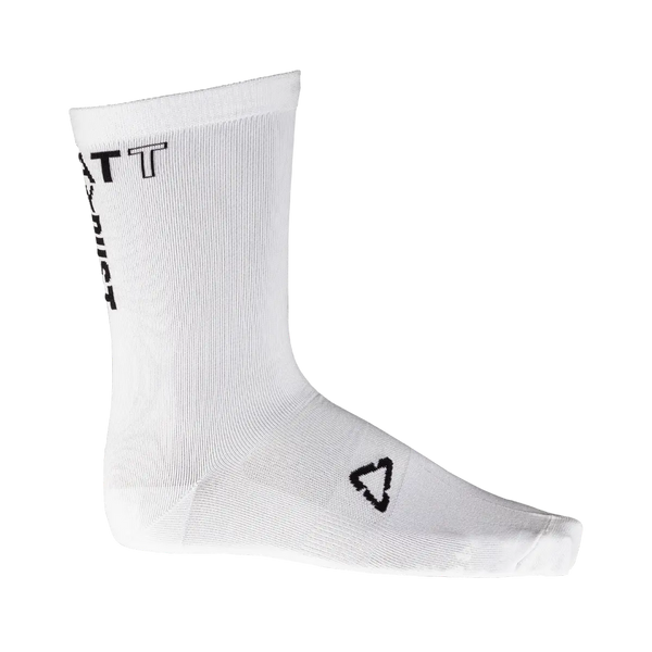 Studio product image of Leatt, Endurance Socks (MTB) Mountain Bike in White, Colors: 3 Pack (Black/White/Lava), Black, Lava, White, Sizes: L/XL, S/M, SKU: 5025202140