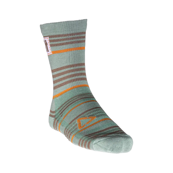 Product photo showing Leatt, Socks (MTB) Mountain Bike in Ultrablue, Colors: Black, Loam, Mint, Timber, Ultrablue, White, Sizes: L/XL, S/M, SKU: 5025202162