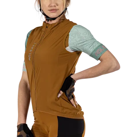 Studio product image of Leatt, Endurance 2.0 Vest Womens (MTB) Mountain Bike in Peanut, Sizes: 2-2, SKU: 5025107343