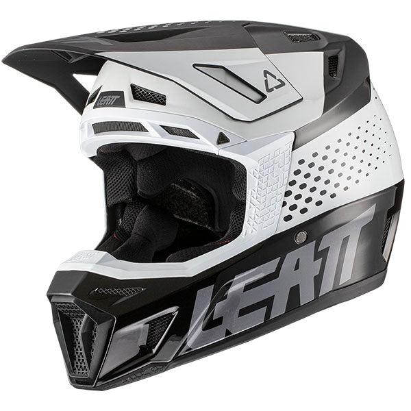 Detailed product image of Leatt, Moto 8.5 V22 Helmet in Red, Colors: Aqua, Black, Red, Royal, Sizes: 2-2, SKU: 1022010320