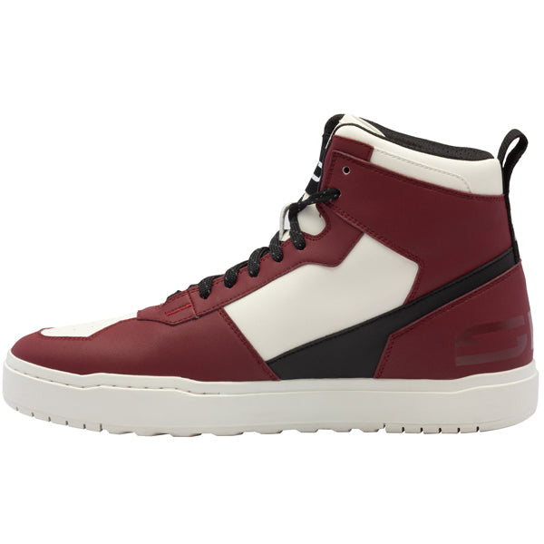 Studio photo on a white background of Sidi - Lynx Riding Shoes; showing overall shape and visible design details; SKU 2350000541