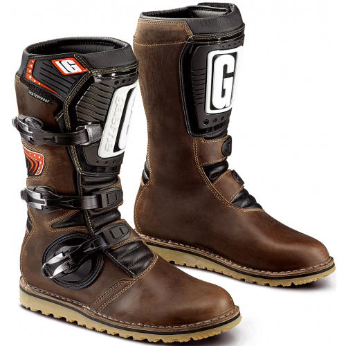 gaerne-balance-oiled-boot.jpg