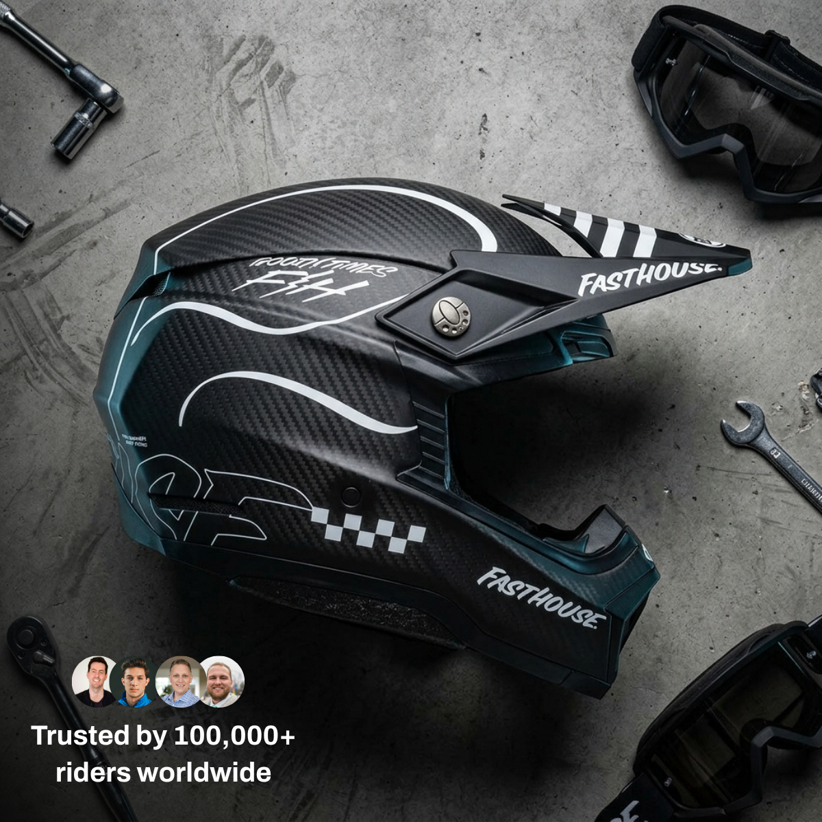 Bell - Moto-10 Spherical Fasthouse Raven Helmet