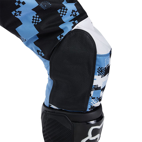 Side cargo pocket and zipper detail on White 180 Digi Image Pants (SKU: 33543-008)