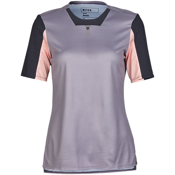 Product image of Fox Racing - Defend Jersey (Womens) (MTB) SKU:32168-001-S | Sizes: SM–XL | Designed for Mountain Bike, BMX and E-Bike riders | Available at BTO Sports