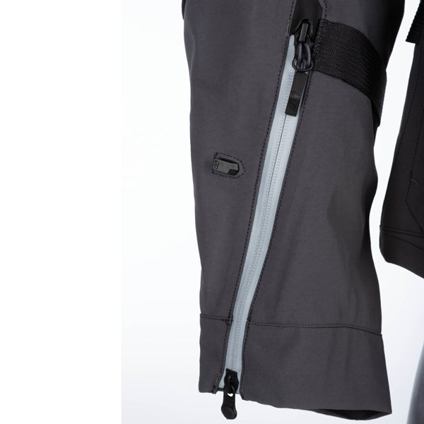 High-resolution studio image of Klim Kodiak Jacket; showing outer material, seams, and closures; SKU 3721-003-048-000