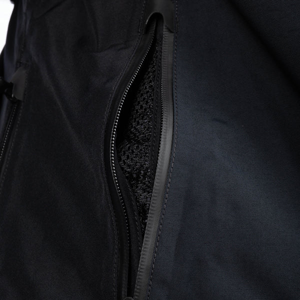 Studio photo on a white background of Klim Altitude Jacket (Womens); showing outer material, seams, and closures; SKU 5093-004-110-000; Sizes: XS-2XL