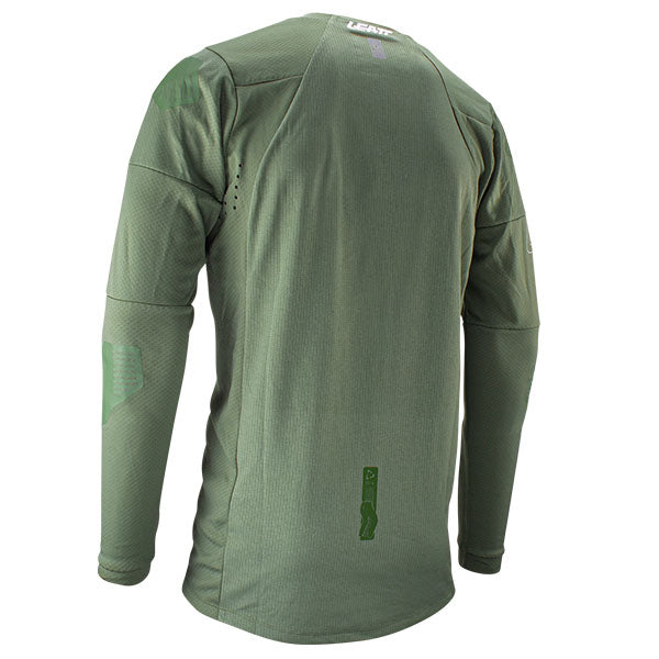 Studio product image of Leatt, Moto 4.5 Windblock Jersey in Black, Colors: Black, Cactus, Sizes: 2-3, SKU: 5023031400