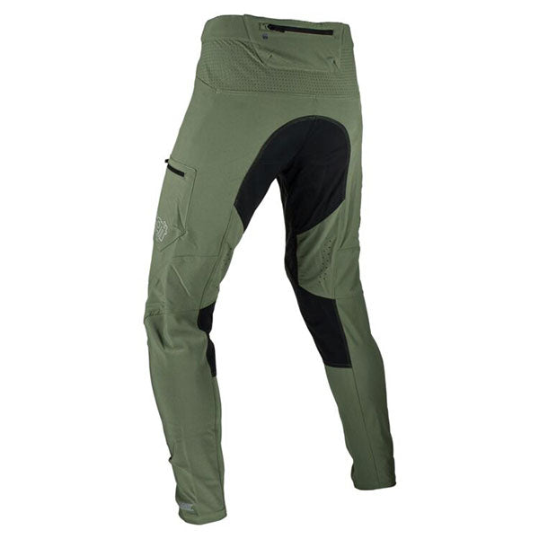 Studio product image of Leatt, Enduro 3.0 Pants (MTB) Mountain Bike in Black, Colors: Black, Pine, Titanium, Sizes: 28-40, SKU: 5023037350