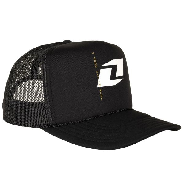 White-background studio image of One Industries LS25 Z000 102 Vert Hat black, showing overall shape, materials, and visible design details