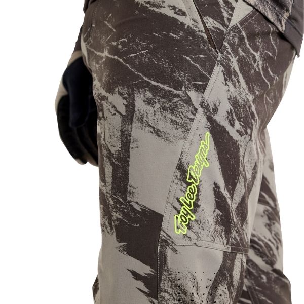 Product image of Troy Lee Designs - Skyline Elemental Pants (MTB) SKU:255879005 | Sizes: 30–38 | Designed for Mountain Bike, BMX and E-Bike riders | Available at BTO Sports
