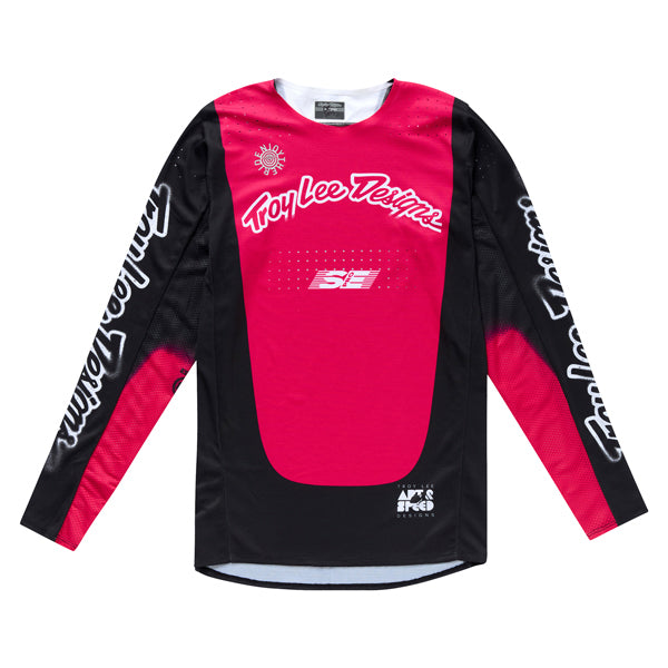 Professional studio photo of Troy Lee Designs - SE Pro Roam Jersey; showing fabric texture, panel layout, and graphics; SKU 3017720; Sizes: S-2XL