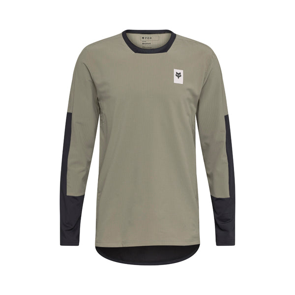 Product image of Fox Racing - Defend Thermal Jersey (MTB) SKU:33788-291-S | Sizes: SM–XL | Designed for Mountain Bike, BMX and E-Bike riders | Available at BTO Sports