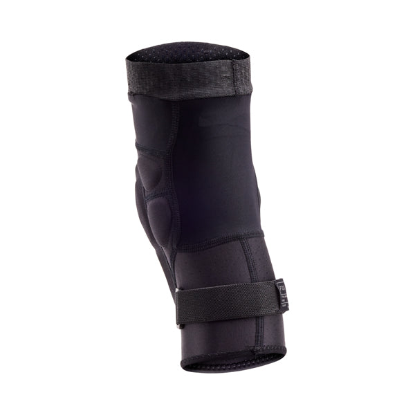 Fox Racing Launch Knee Guard Mountain Bike (Youth) side view in Blk SKU 33838-001-OS. Knee & Shin | Available at BTO Sports