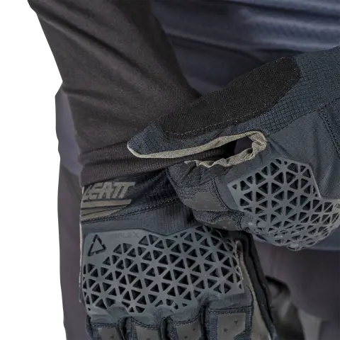 Detailed product image of Leatt, Gravity 5.0 Jersey (MTB) Mountain Bike in Teal, Colors: Black, Mojito, Teal, White, Sizes: 2-3, SKU: 5025010540