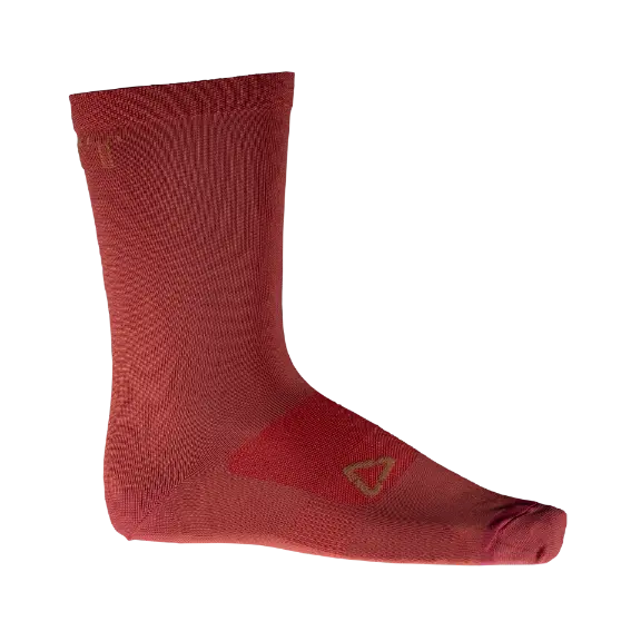 Detailed product image of Leatt, Endurance Socks (MTB) Mountain Bike in Lava, Colors: 3 Pack (Black/White/Lava), Black, Lava, White, Sizes: L/XL, S/M, SKU: 5025202140